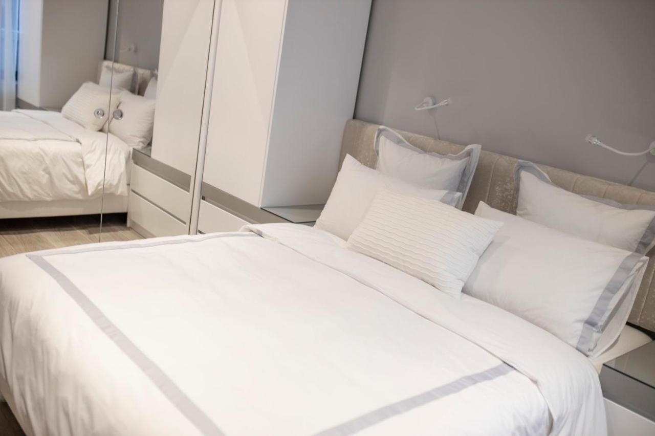 נובי סאד Pupin Palace Apartments מראה חיצוני תמונה