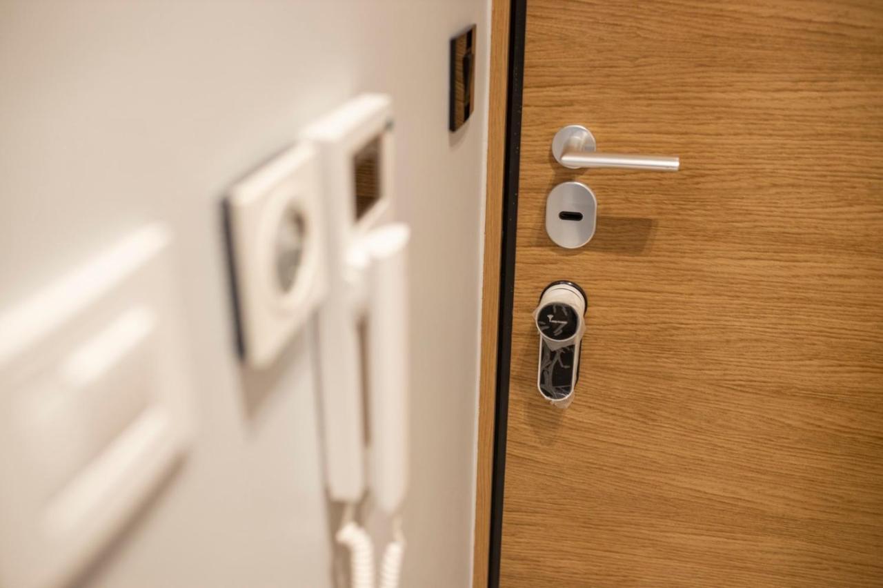 נובי סאד Pupin Palace Apartments מראה חיצוני תמונה