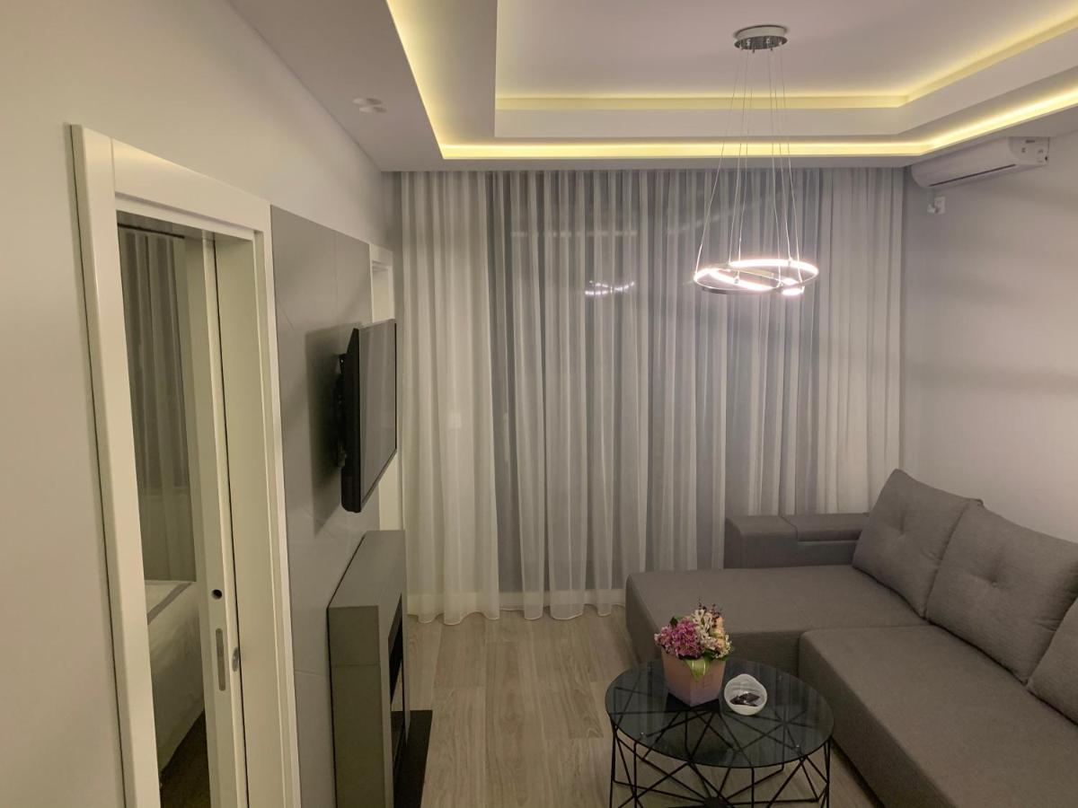 נובי סאד Pupin Palace Apartments מראה חיצוני תמונה